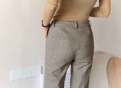 Standard and cropped straight pants_BDHL5356
