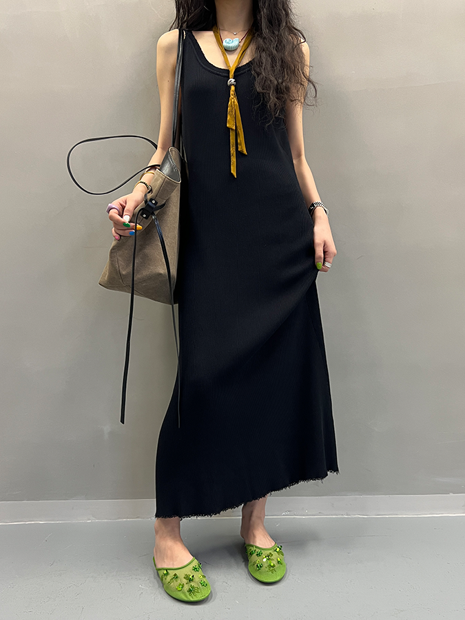 Slim-Waist Suspender Dress_BDHL7544