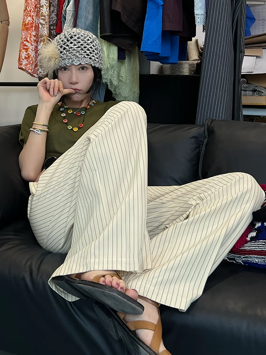 Striped Loose-Fitting Pants_BDHL7403