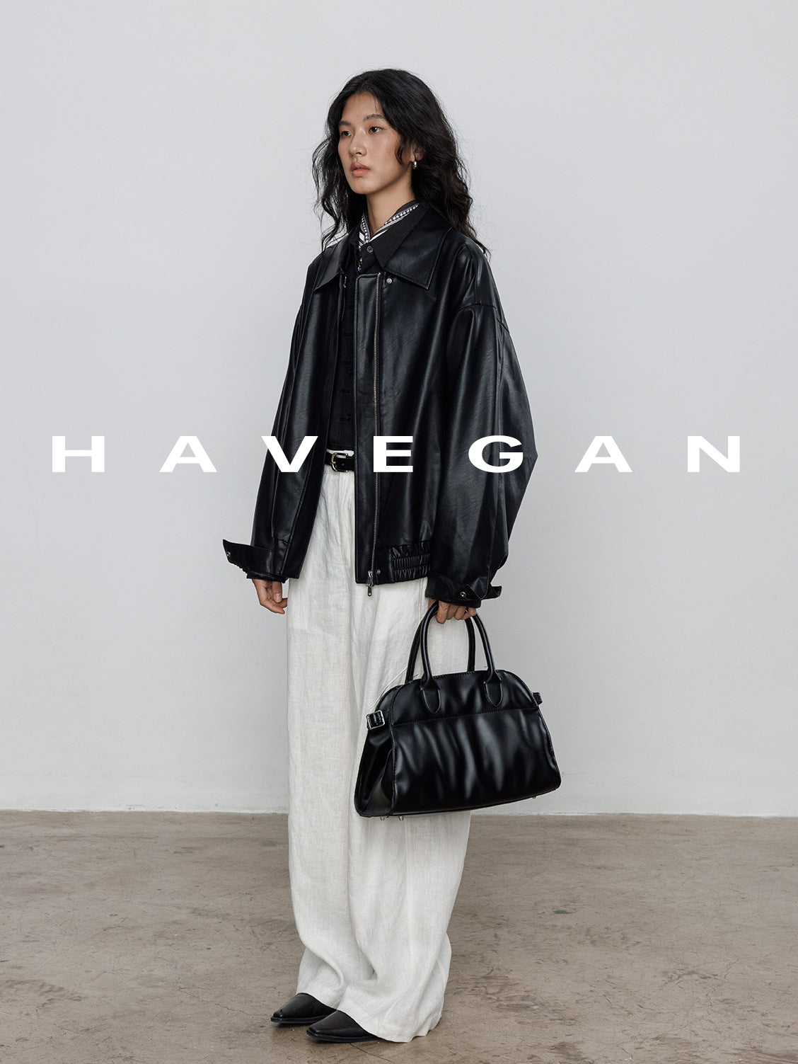 Long-Sleeved Leather Jacket_BDHL7709