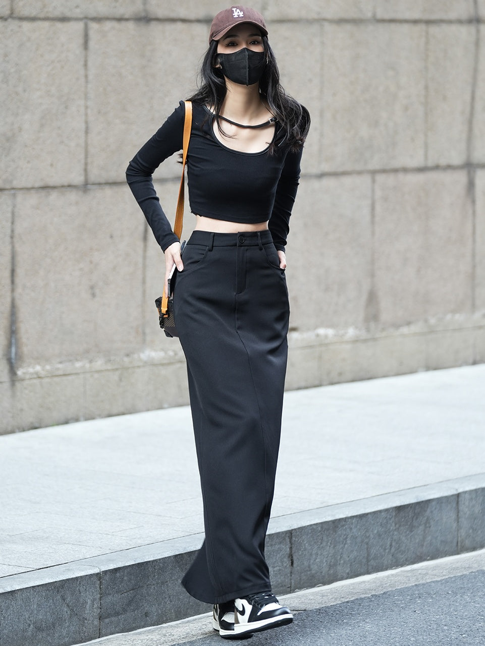 High-Waisted Slit Long Skirt_BDHL6373