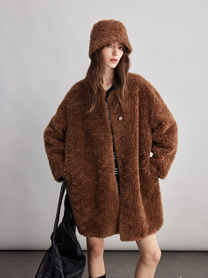 Fluffy Collarless Coat_BDHL7940