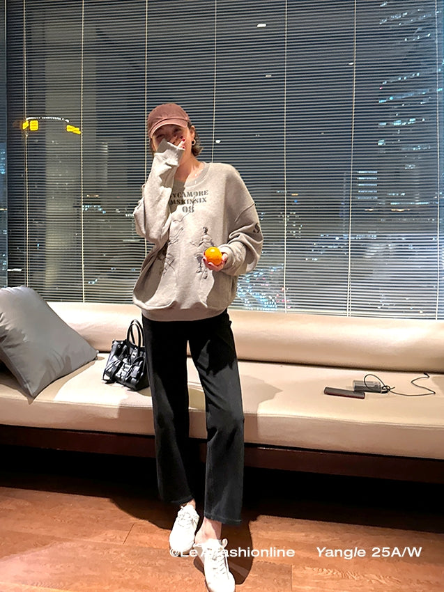 Embroidered Print Gray Sweatshirt_BDHL7842