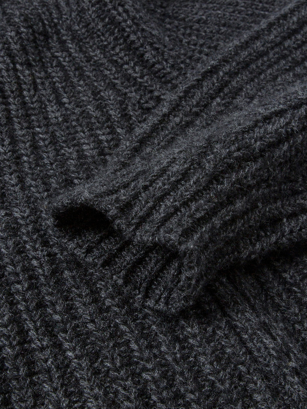 Thick Knitted Zip-Up Cardigan_BDHL8122