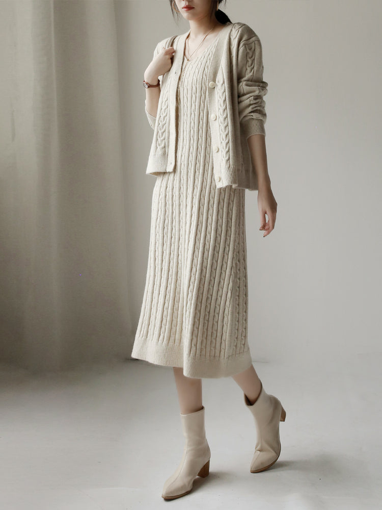 Twisted Knit Cardigan And Dress_BDHL6718