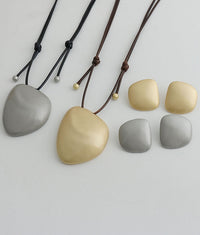 Geometric Pendant Necklace Or Pierced earrings_BDHL7443