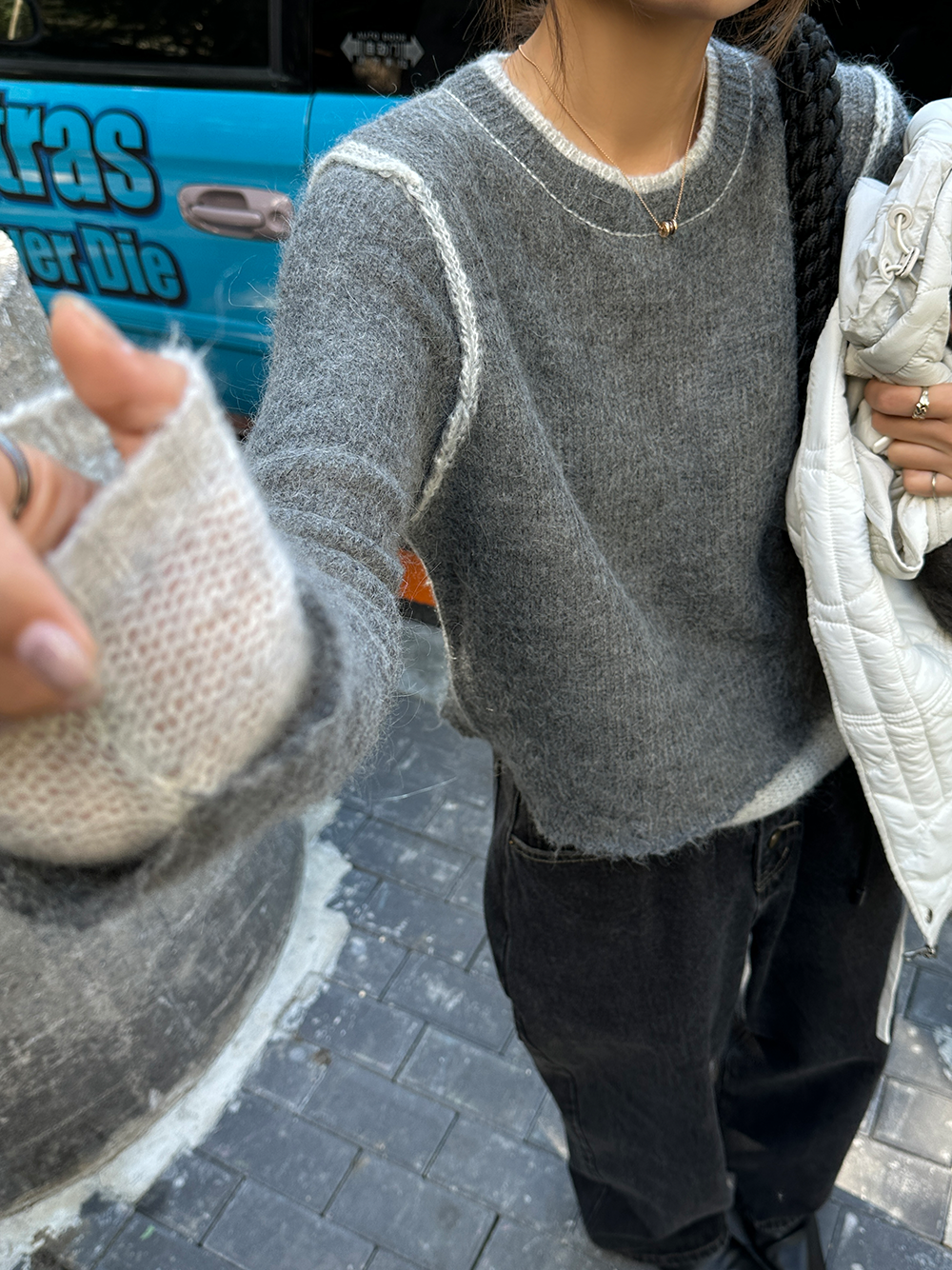Round Neck Mohair Knite_BDHL5417