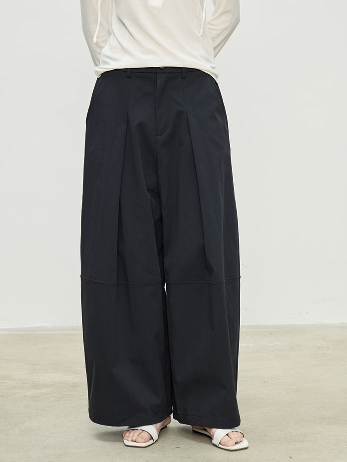 Loose-Fitting Silhouette Wide Pants_BDHL7081