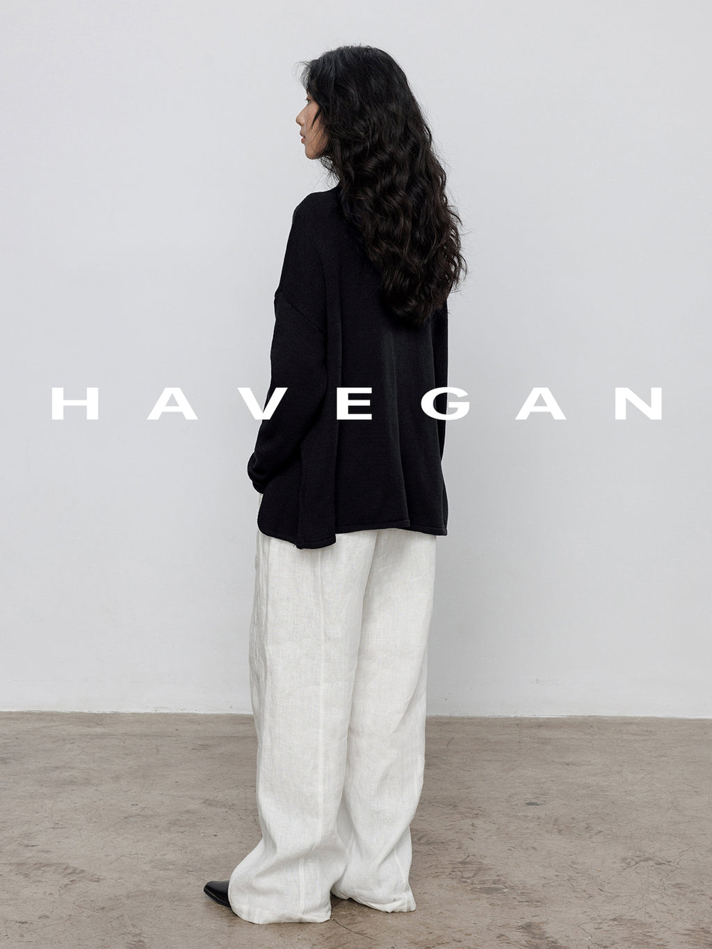 Round-Neck Slit Knit Tops_BDHL7707 