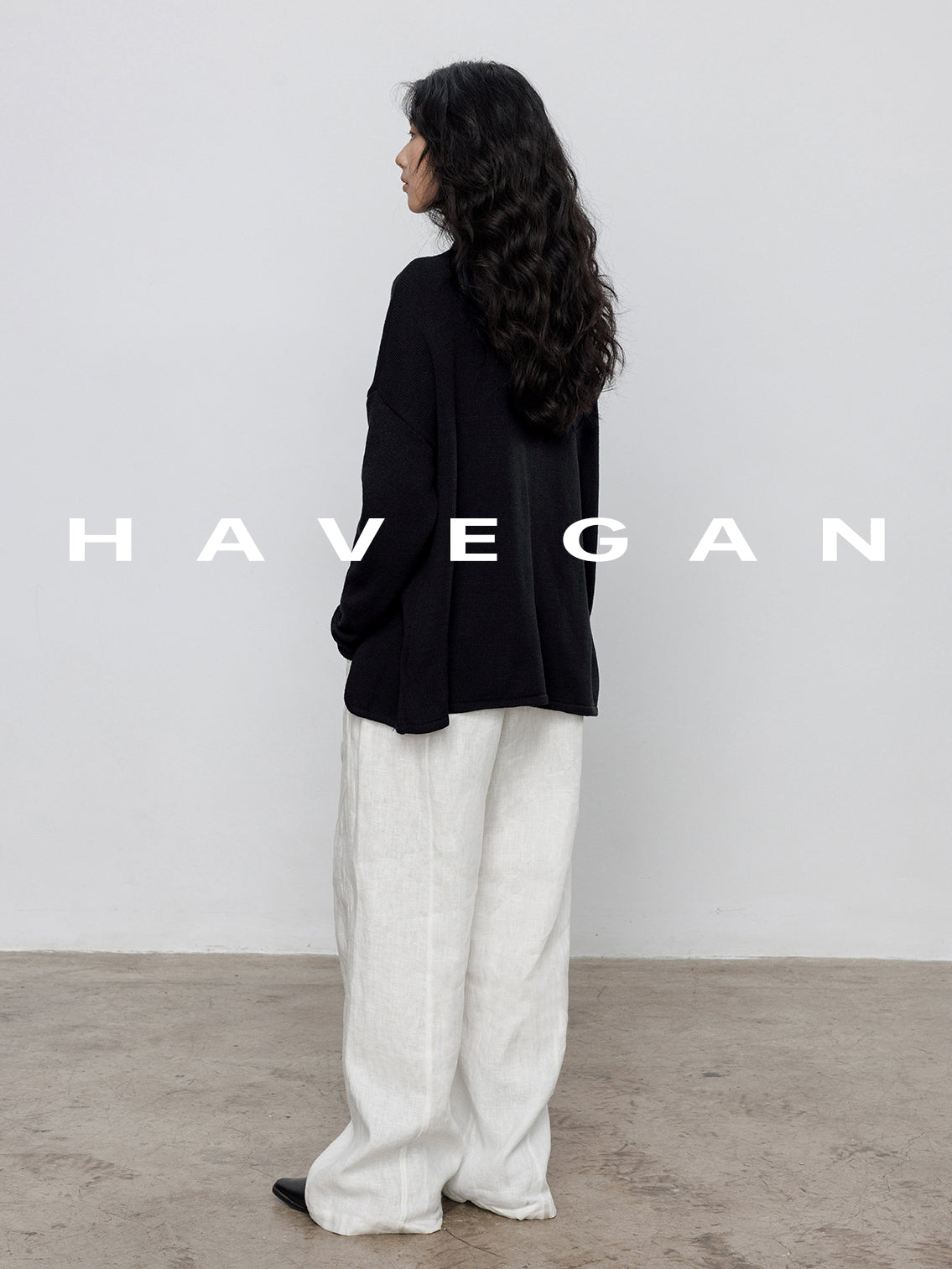 Round-Neck Slit Knit Tops_BDHL7707 