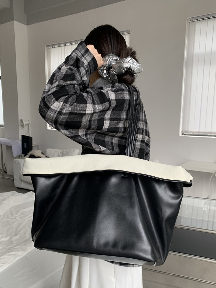 Large-Capacity Reversible Underarm Bag_BDHL8017