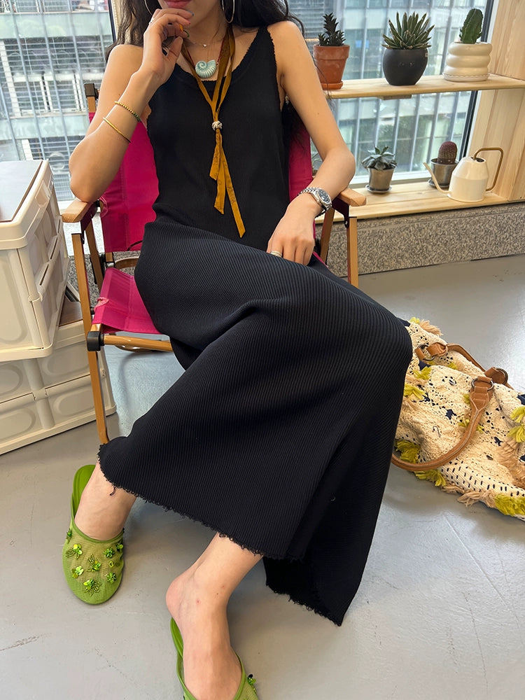 Slim-Waist Suspender Dress_BDHL7544