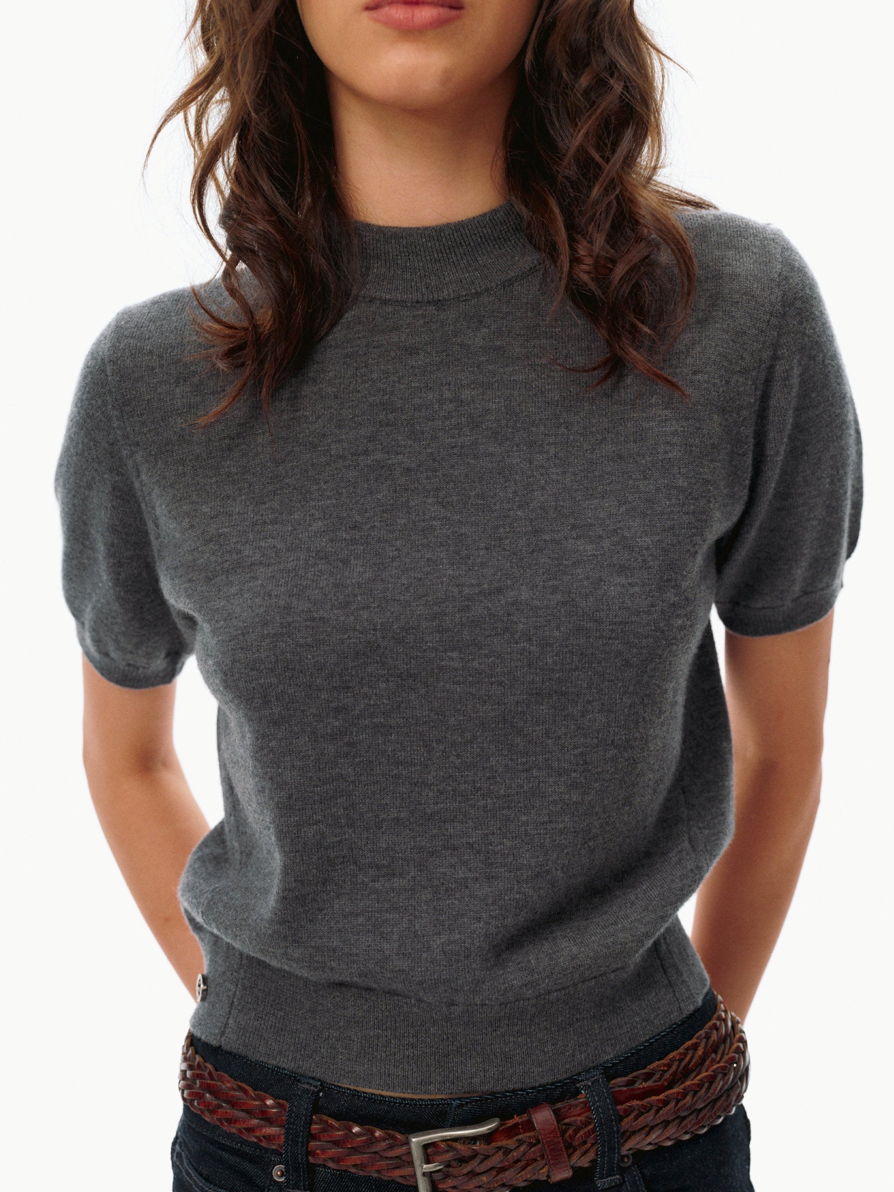 High-Neck Short-Sleeved Knit Tops_BDHL8106