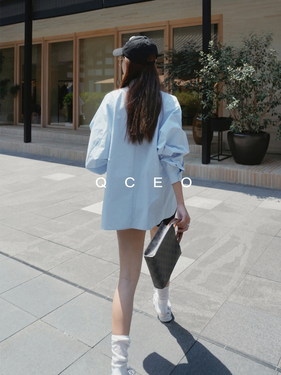 Loose-Fitting Silhouette Shirt_BDHL7744