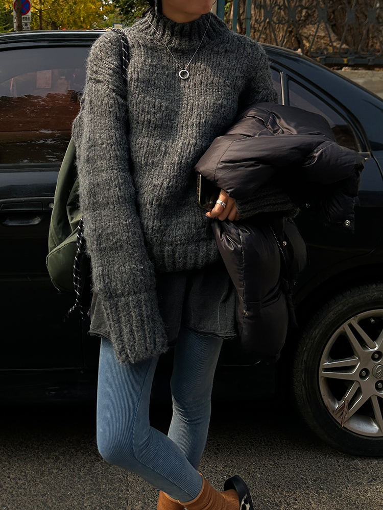 Half Turtleneck Loose Thick Knit_BDHL6732