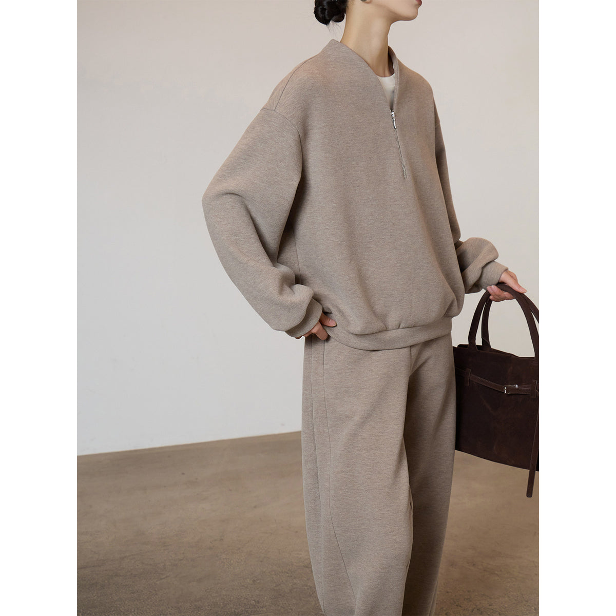 Half Zip Sweatshirt & Wide Pants_BDHL8509