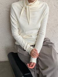 Half Turtleneck Knit With Tie_BDHL6437