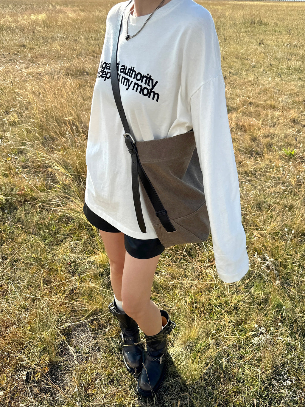 Black Matte Lambskin Leather Shorts_BDHL7663