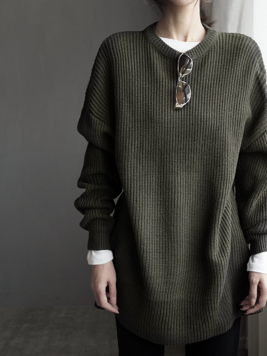 Crew-Neck Loose-Fit Knit Tops_BDHL7932