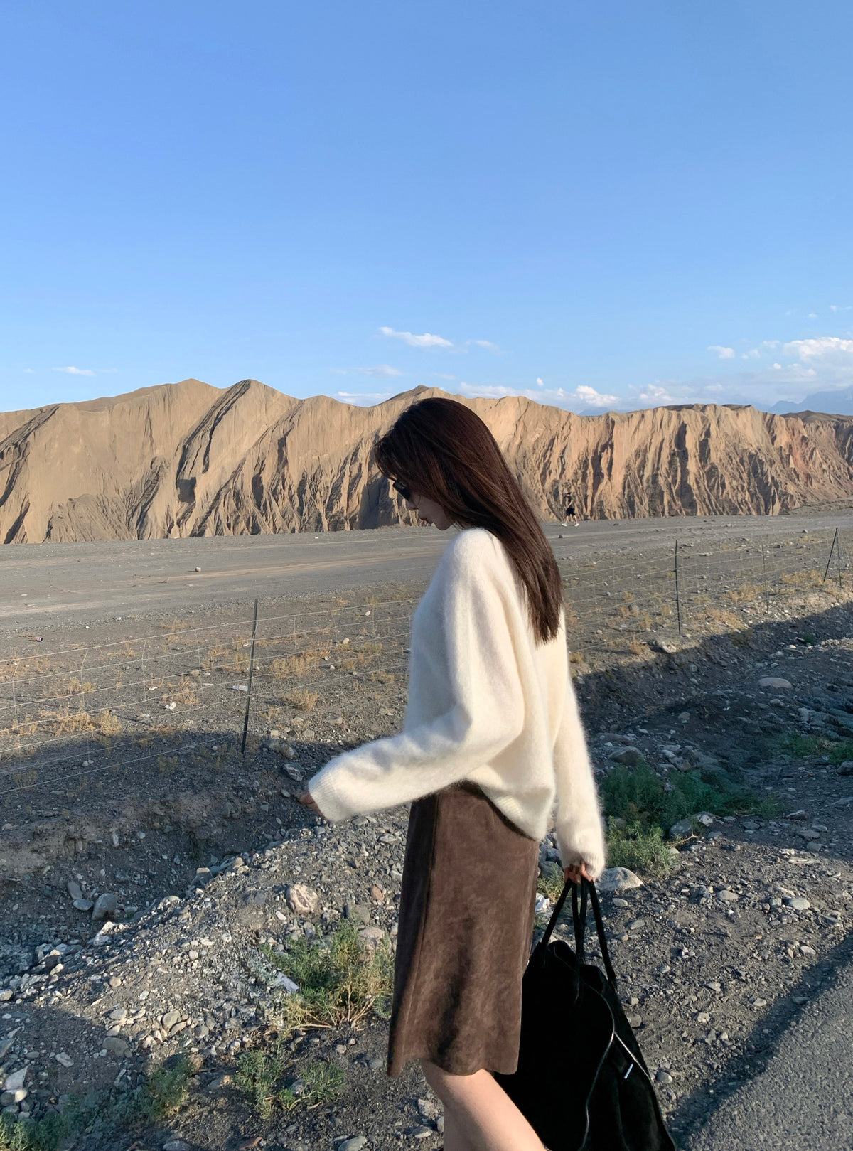 Wool Silk Cashmere Crew Neck Sweater_BDHL8441