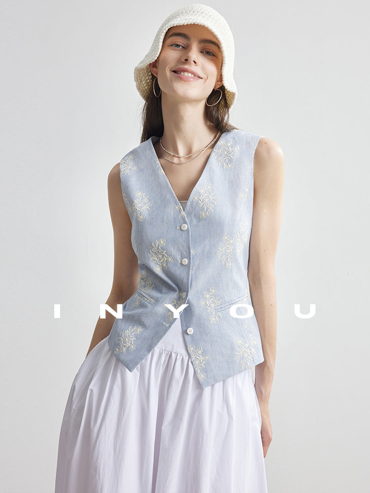 Embroidered V-Neck Vest_BDHL7106