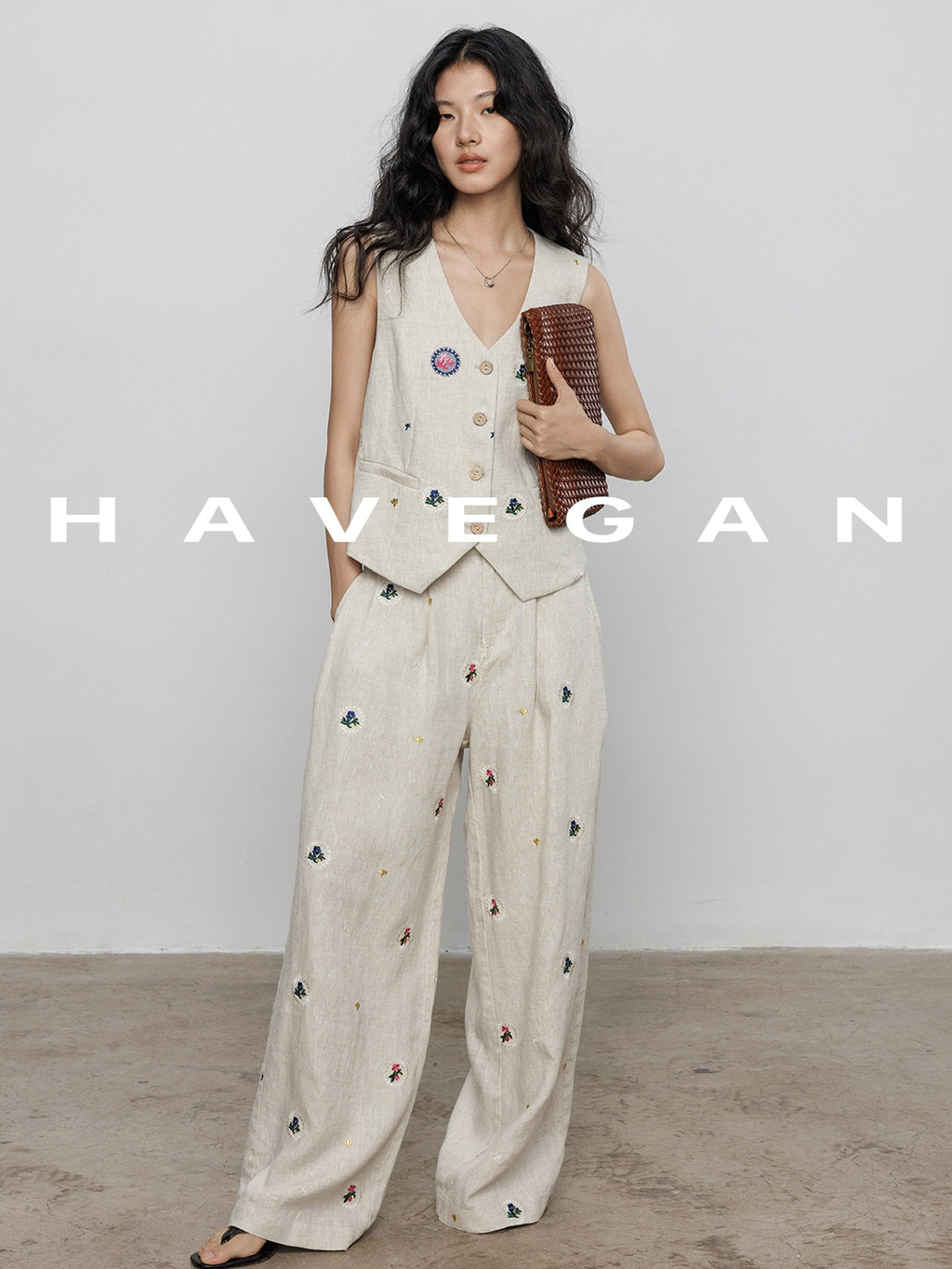 Embroidered Design Vest Or Pants_BDHL7606
