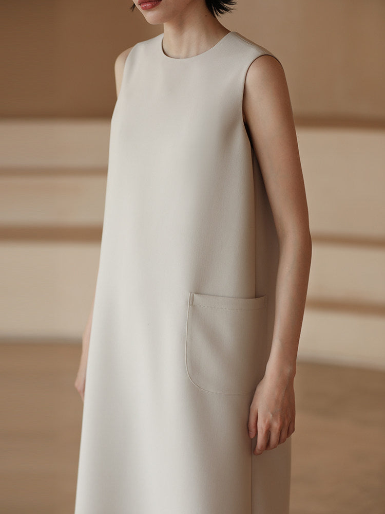 Off-White Wide-Pocket Sleeveless Dress_BDHL8289