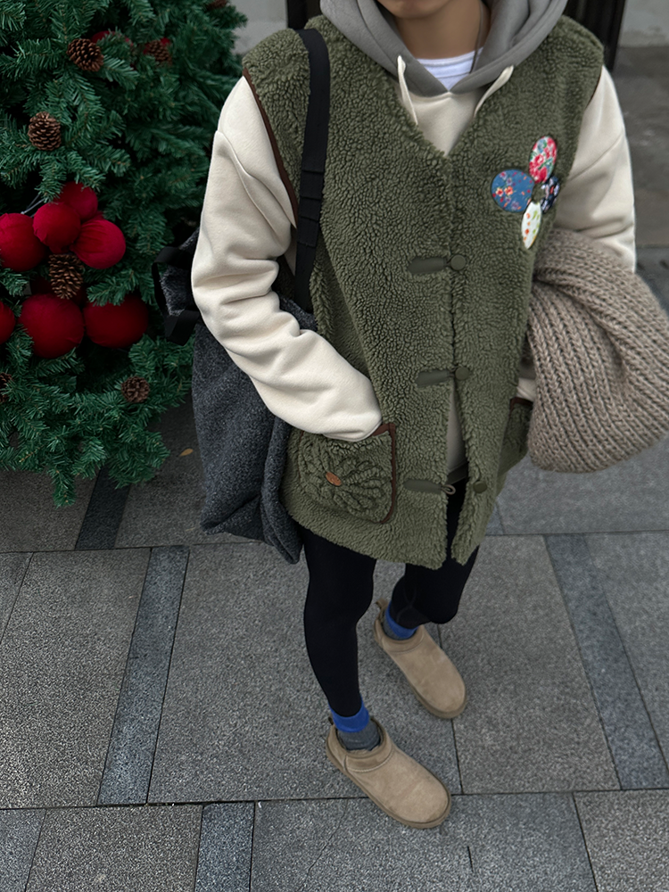 Flower Embroidered Thickened Gilet_BDHL6858
