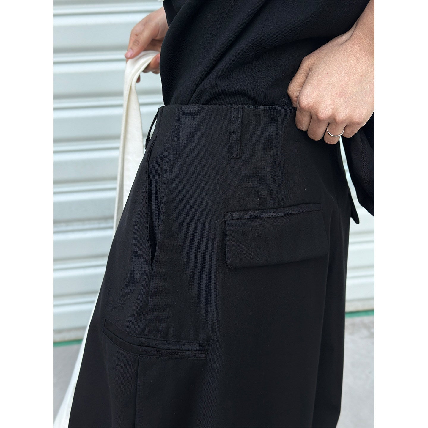 BDHL8263 Yamamoto's Dark Upright Cut Casual Balloon Pants, Women's