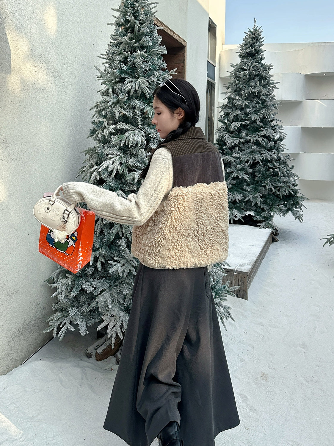 撞色毛絨背心_BDHL8087