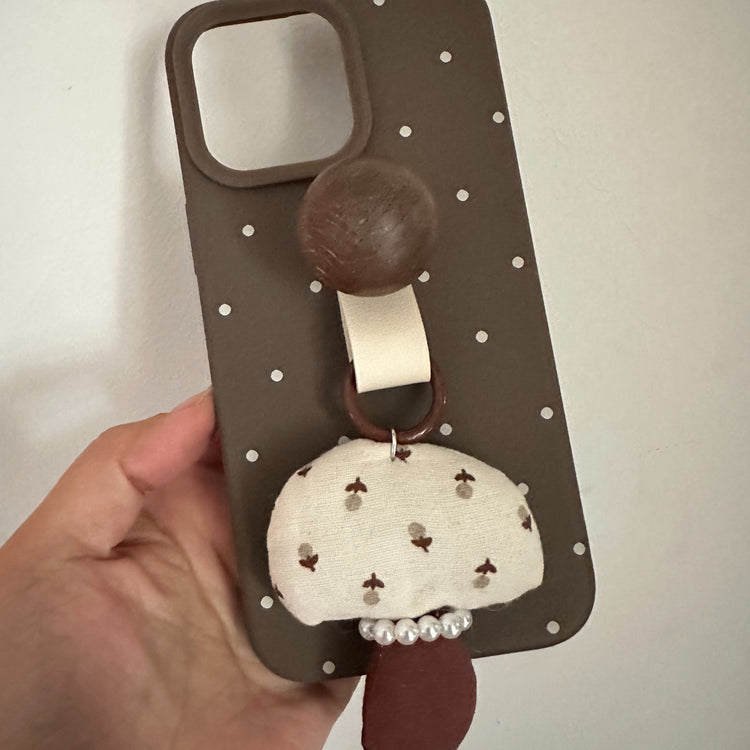 Wooden Mushroom Stand Cute Mushroom Charm Phone Case_HL3271