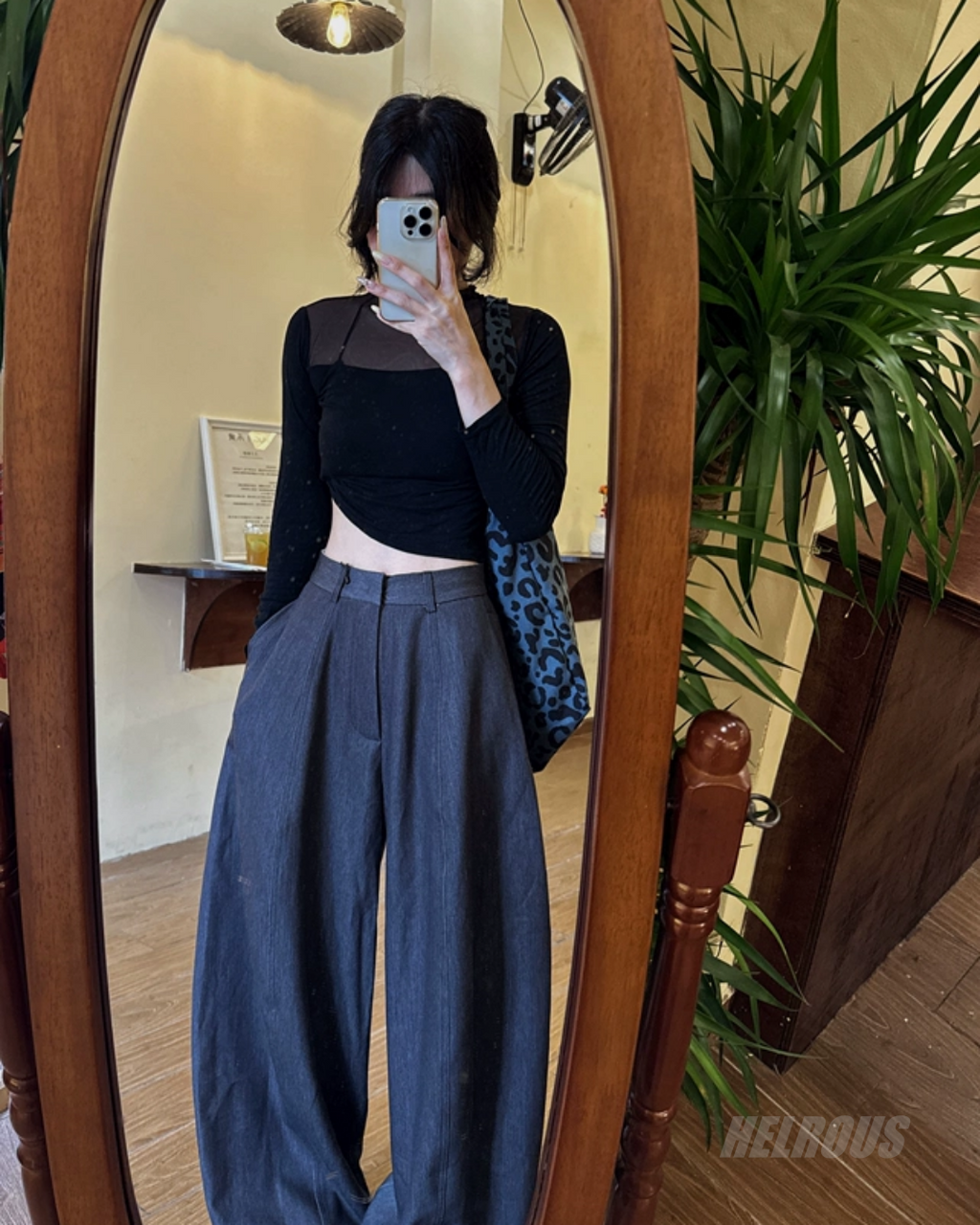 3D Patterned Silhouette Pants_BDHL7820