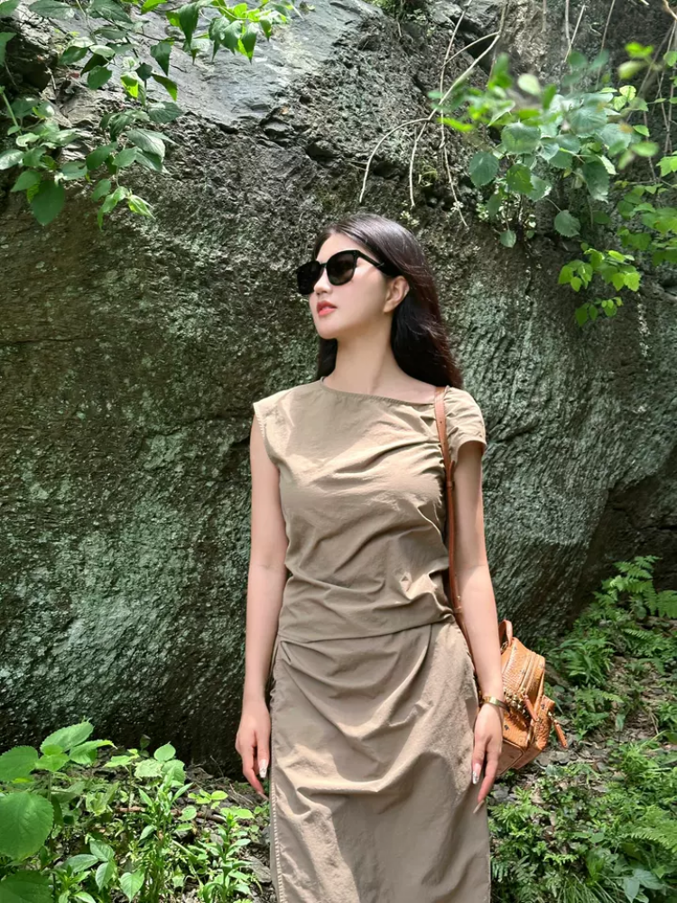 Sleeveless Tops And Slim Long Skirt Set_BDHL7564