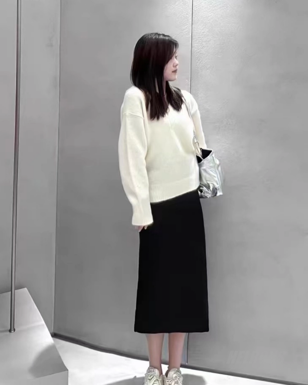 High-Waisted Thick Straight Skirt_BDHL7817