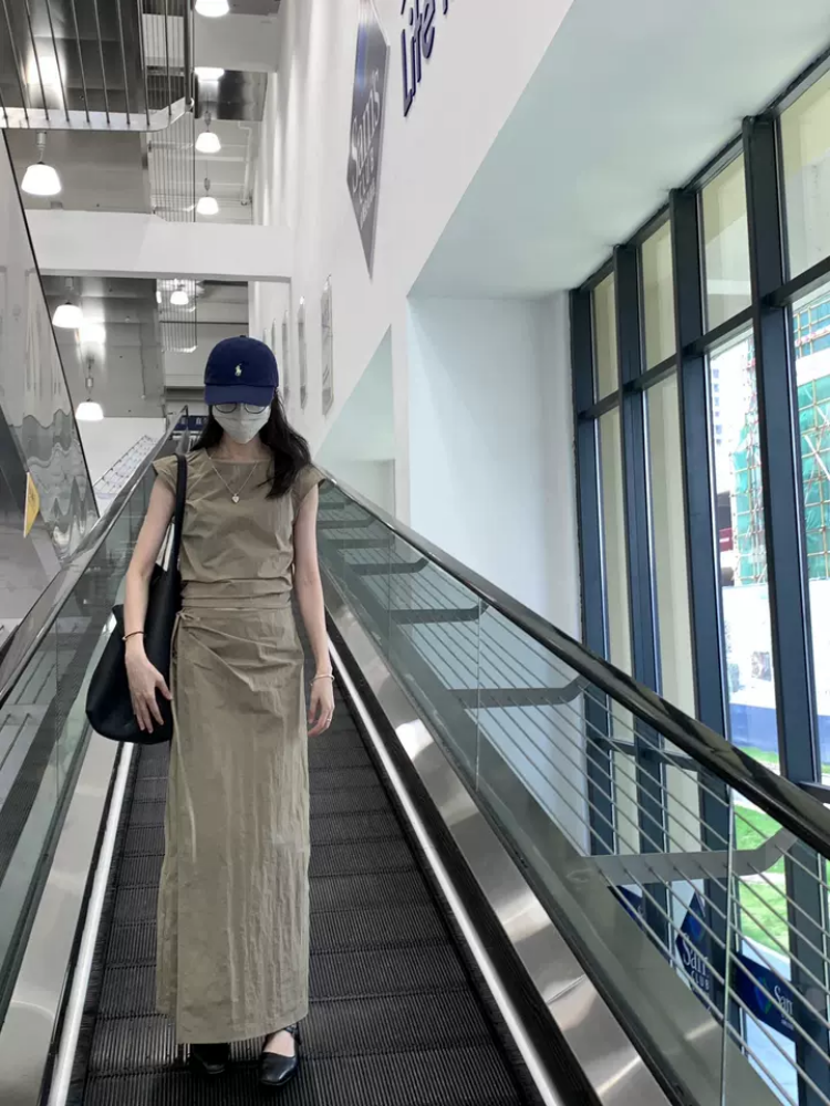 Sleeveless Tops And Slim Long Skirt Set_BDHL7564