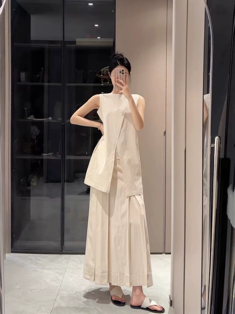 Sleeveless Tops And Pleated Skirt Set_BDHL7567