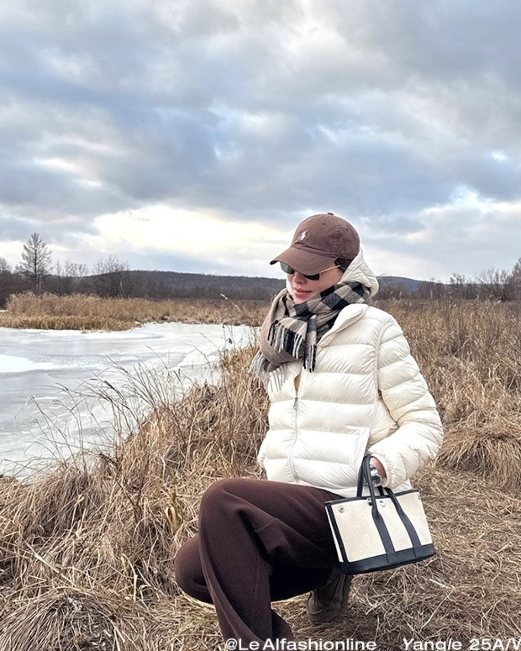 Light Slim Hooded Short Down Jacket_BDHL8028