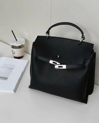 Structured Leather Shoulder Tote_BDHL7432