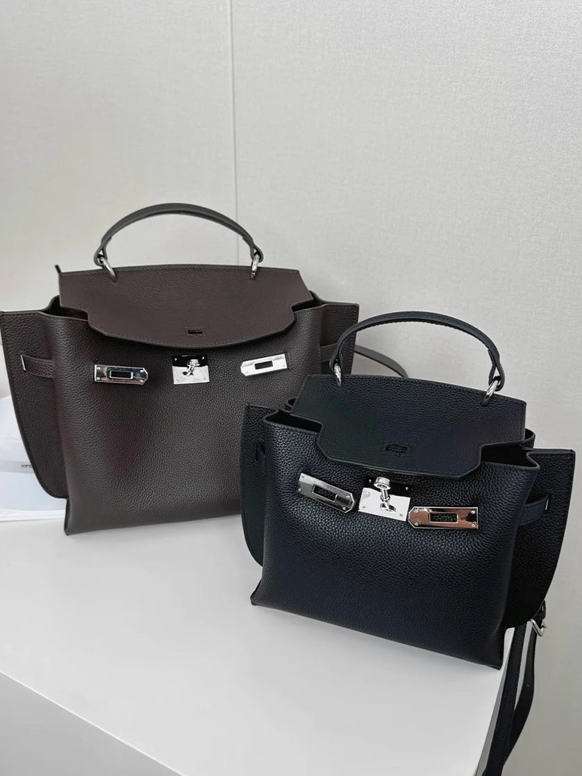 Structured Leather Shoulder Tote_BDHL7432