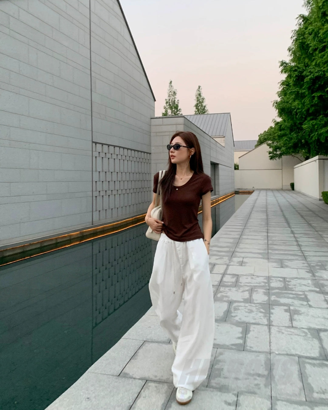 Tencel-Wool Slim Short-Sleeve Top_BDHL8335