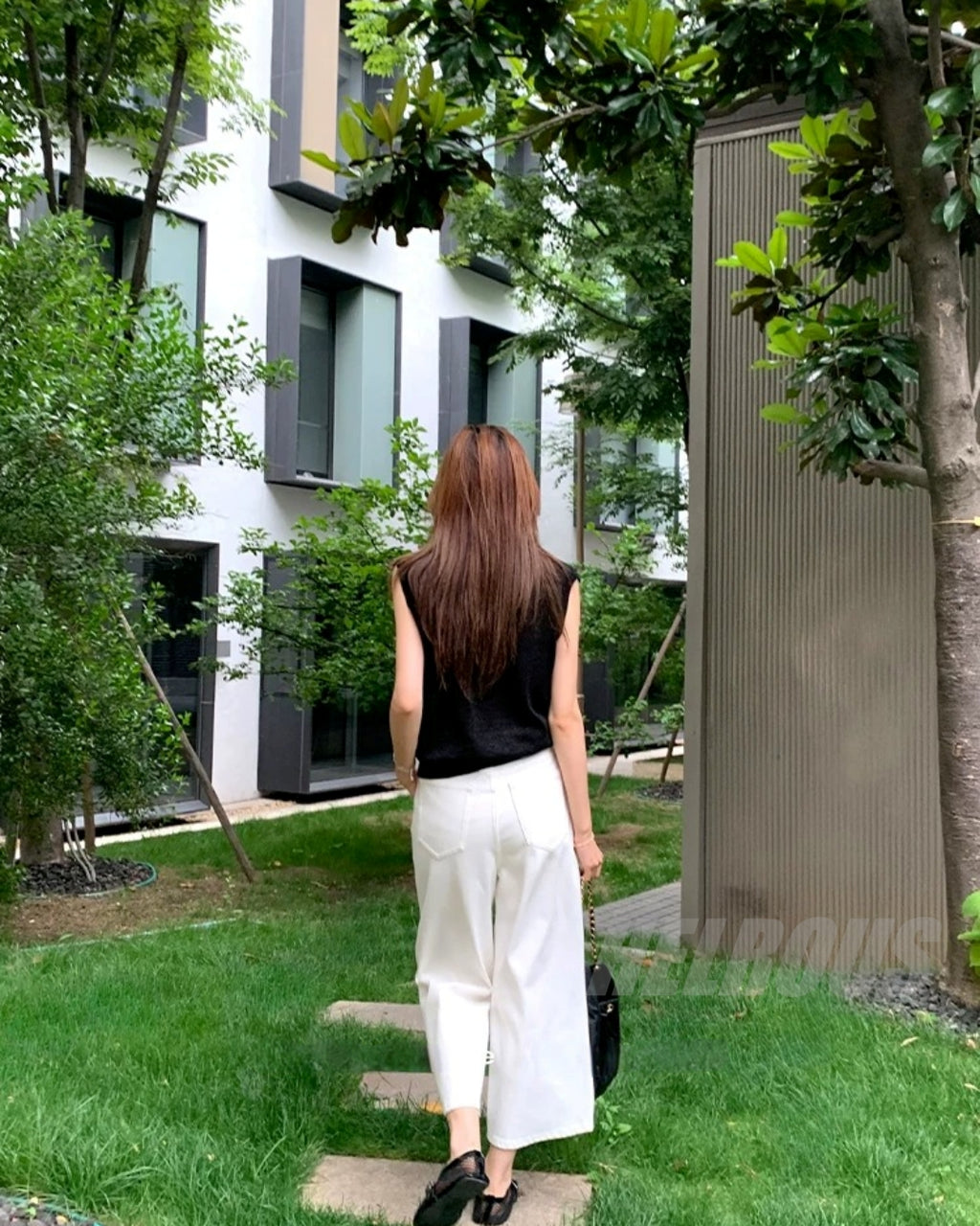 High-Waist Straight-Leg Cropped Pants_BDHL8333
