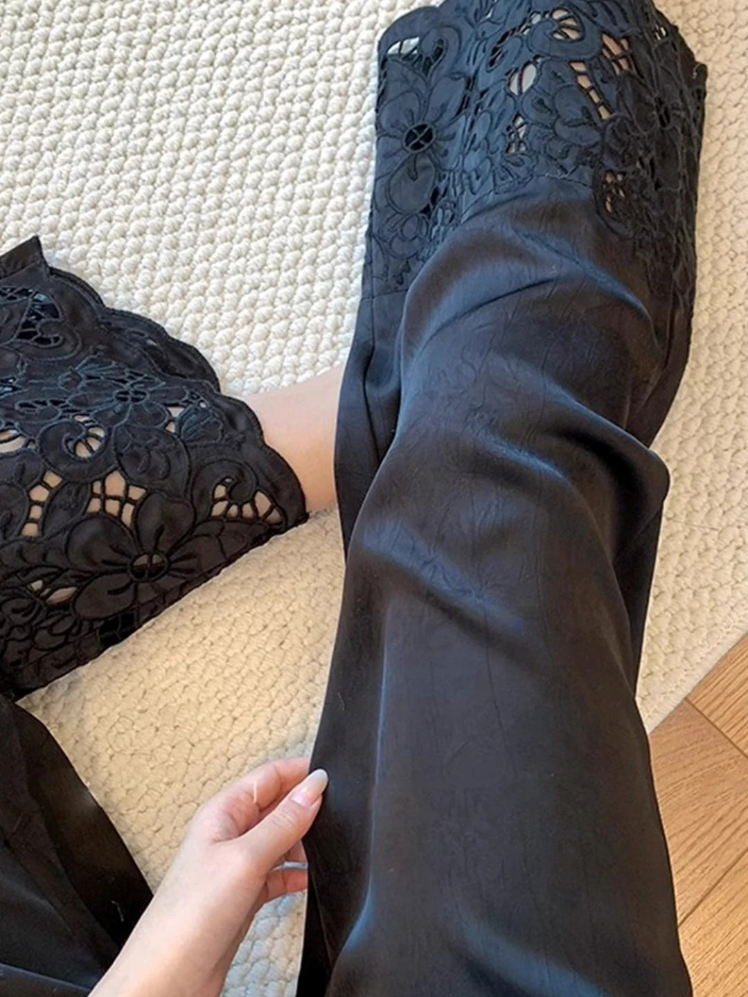 Floral Lace Cuff Satin Pants_BDHL8251
