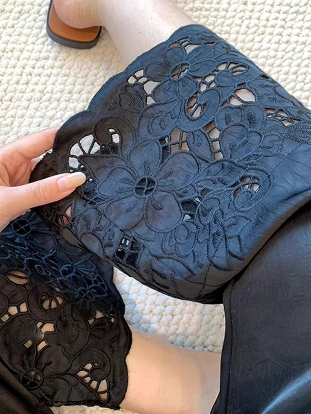 Floral Lace Cuff Satin Pants_BDHL8251