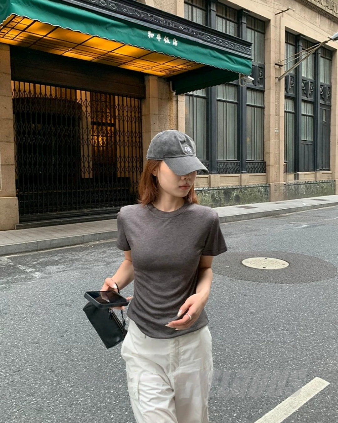 Silk-Blend Slim Crew-Neck Top_BDHL8339
