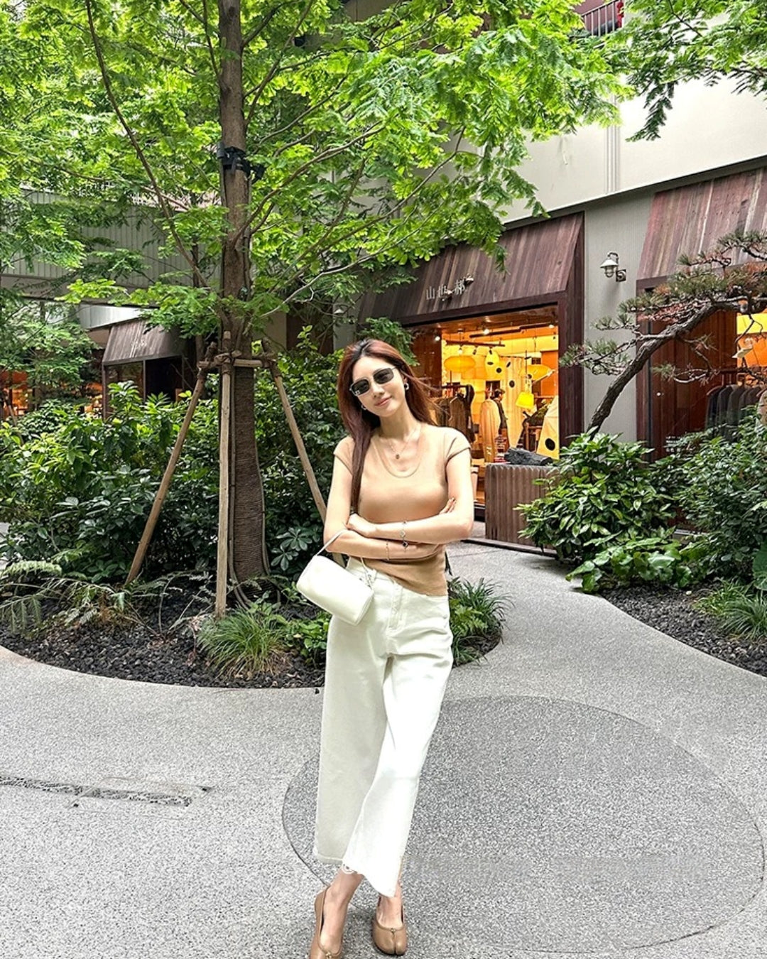 High-Waist Straight-Leg Cropped Pants_BDHL8333