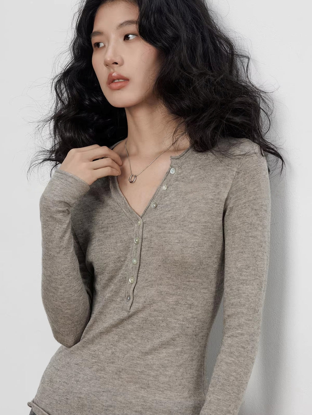 Spring Henley Neck Long Sleeve Knitted Top_BDHL8205