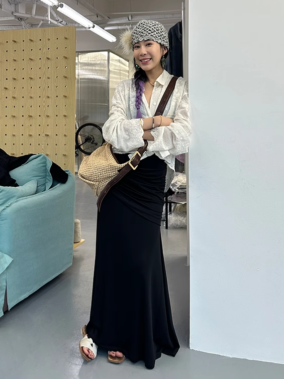 Hip-Covering Long Skirt_BDHL7347
