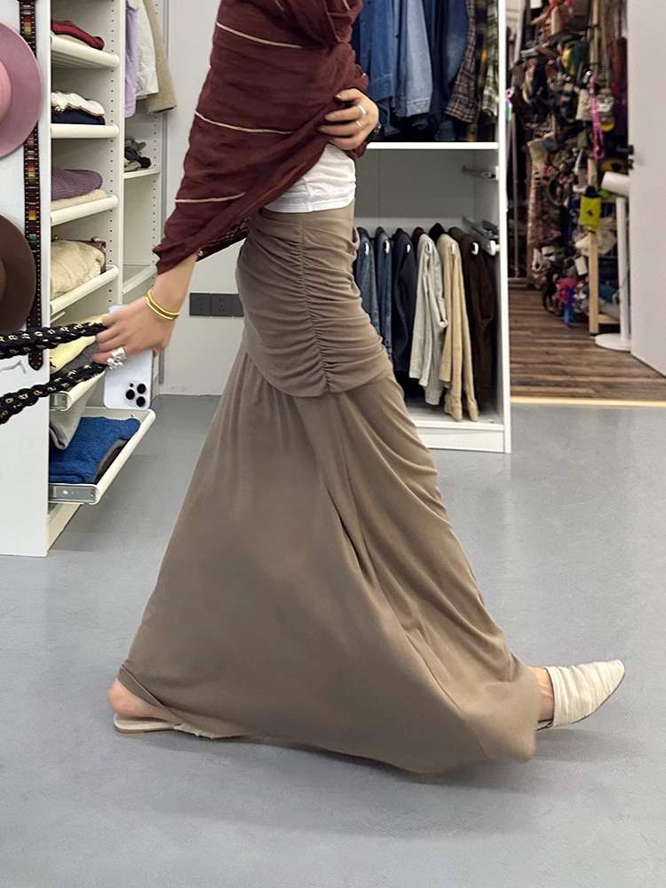 Hip-Covering Long Skirt_BDHL7347