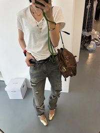 Slim Short V-Neck T-Shirt_BDHL7302