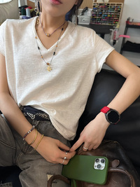 Slim Short V-Neck T-Shirt_BDHL7302